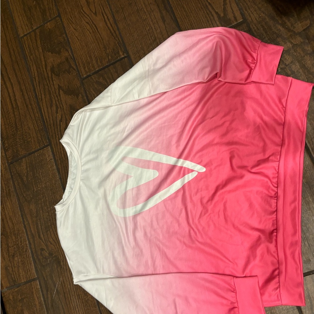 NWOT- large women’s heart sweatshirt.